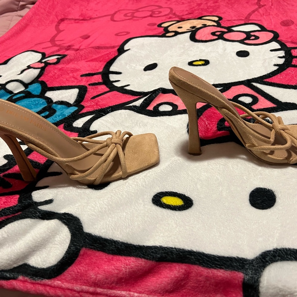Elegant Beige Women's Heels